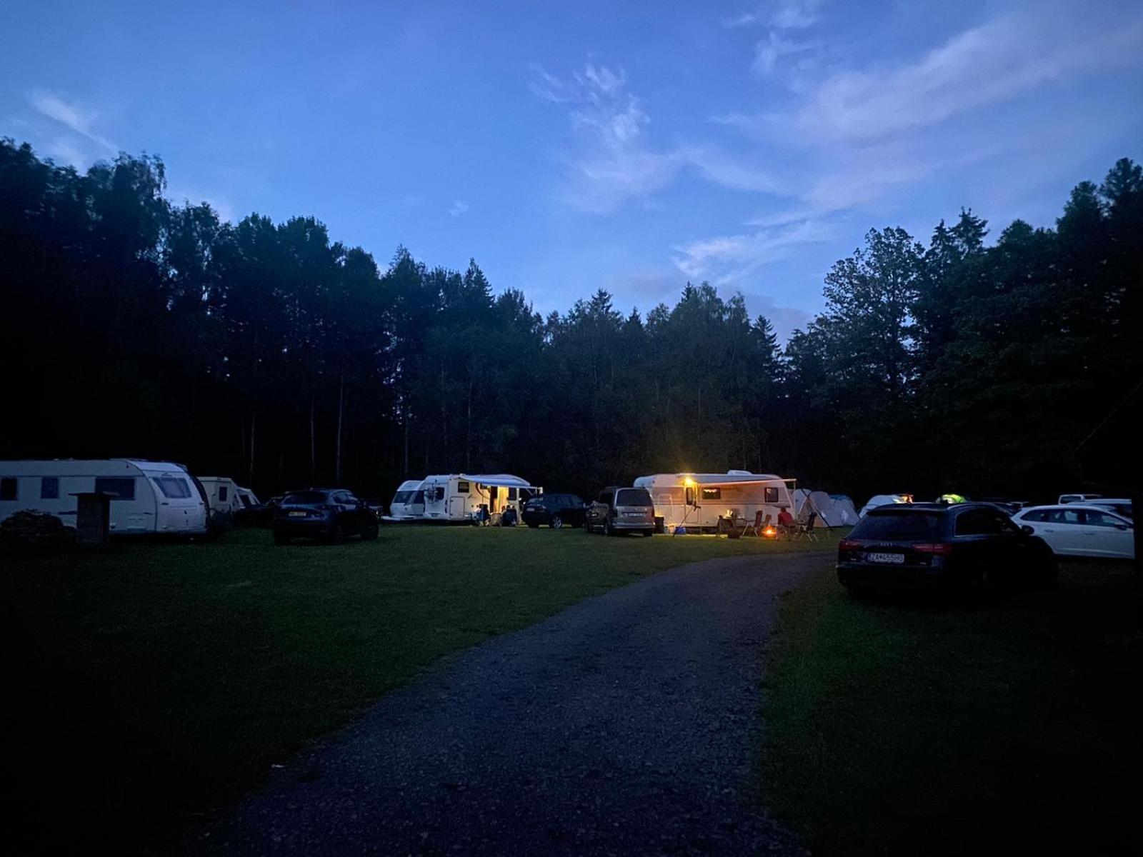 Autokemp Lodenice Zdonov - Adrspach Teplice nad Metuji Bagian luar foto